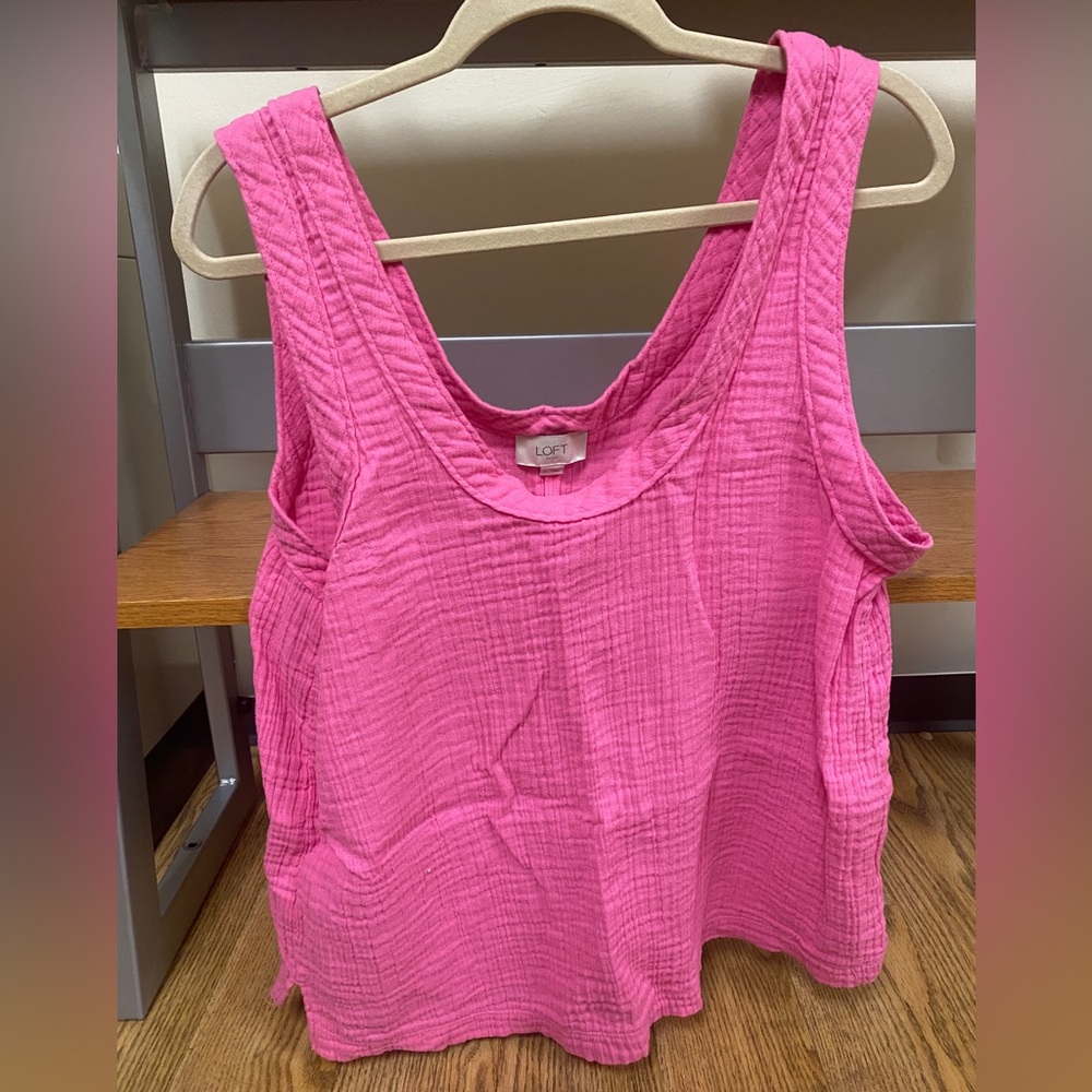 Pink LOFT Sleeveless Top. XL.